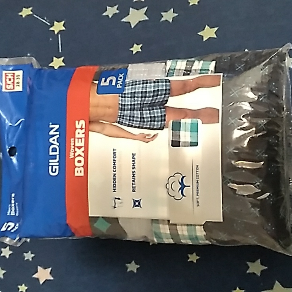 Gildan Woven Boxers size S 28-30